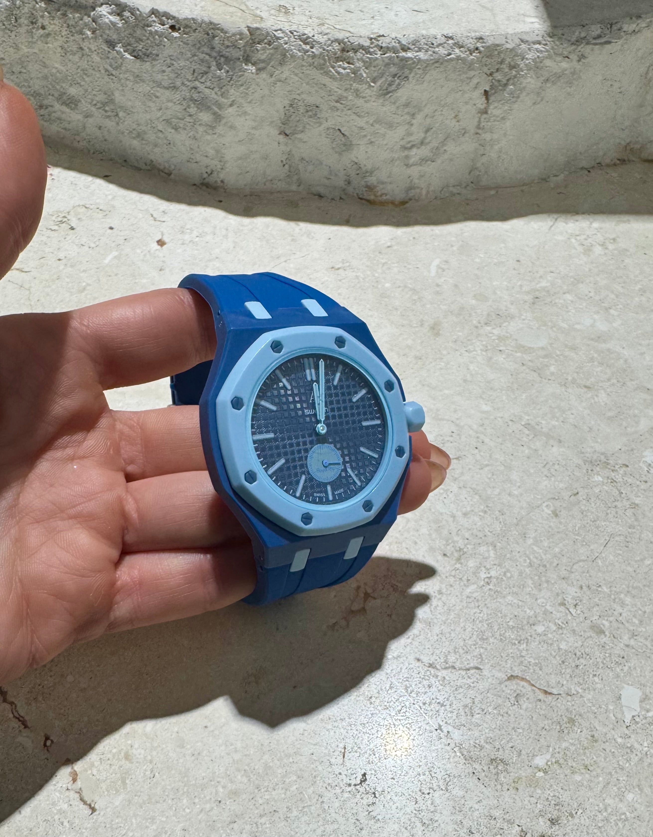 Ceramic Case + Silicone Strap | 3:00 Crown | Double Blue