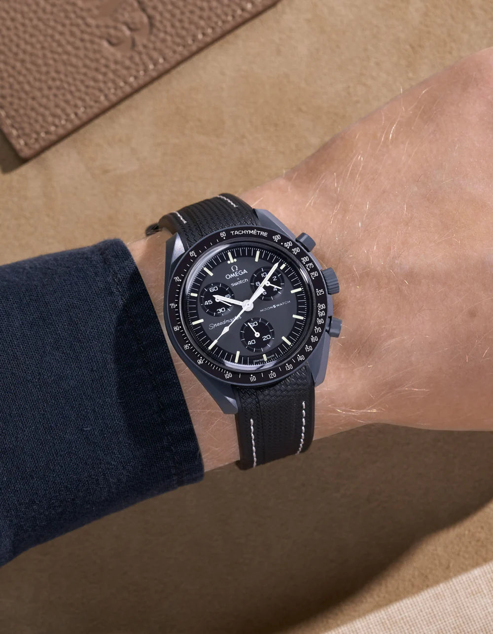 Moonswatch Curved Vertech Rubber Strap - Black & White