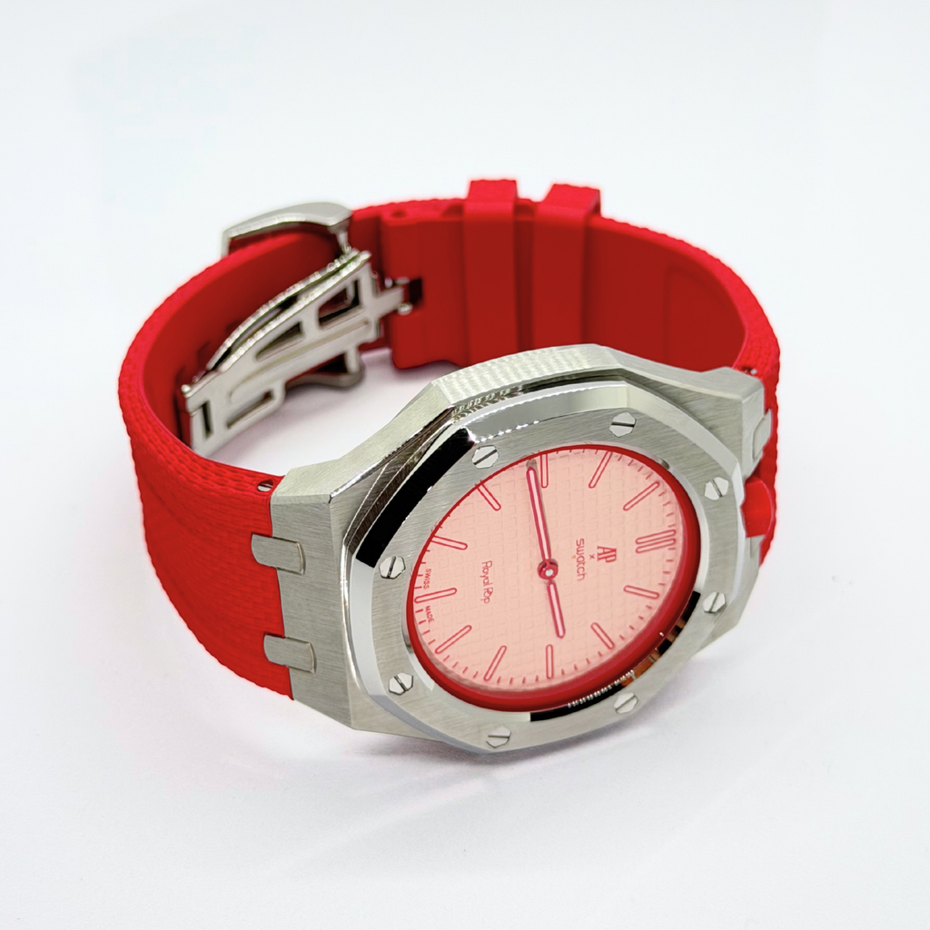 Stainless Steel Case & Rubber Strap | 12:00 Crown | Red