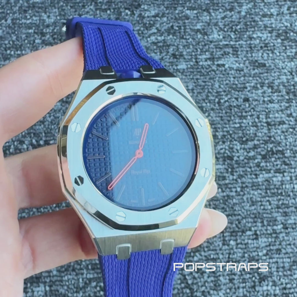 Stainless Steel Case & Rubber Strap | 12:00 Crown | Navy Blue