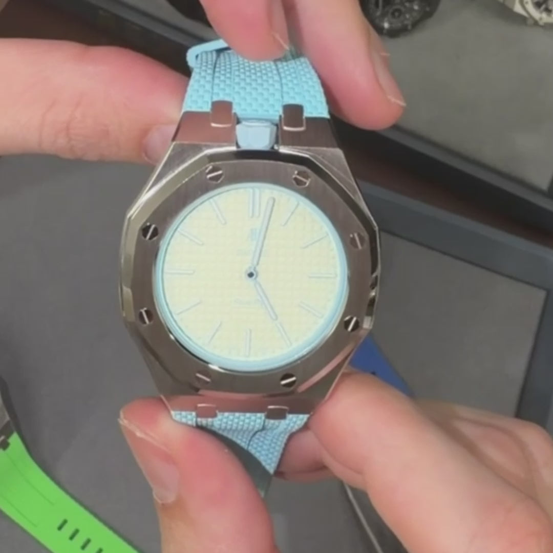 Stainless Steel Case & Rubber Strap | 12:00 Crown | Sky Blue